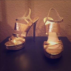 Gold Michael Kors BNWOB